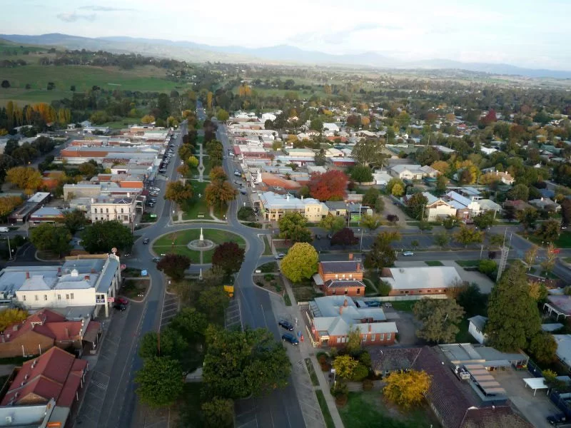 Melbourne To Bright Road Trip | Coast & Country